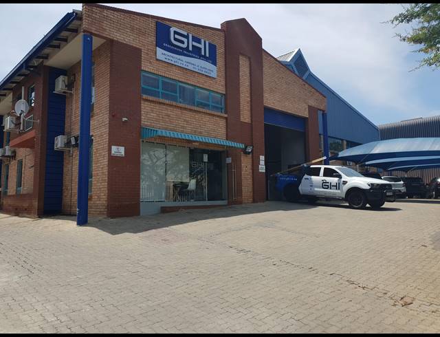 1,300M² WAREHOUSE SOLD IN LINBRO PARK